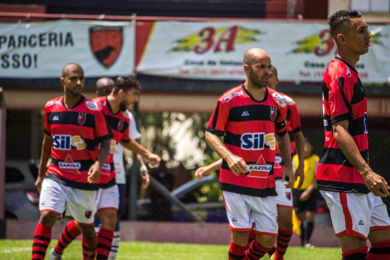 Flamengo decide vaga na semifinal do Paulista neste domingo, em Guarulhos