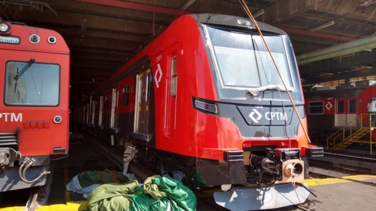 Trem da série 2500 da CPTM já tem possível data de estreia