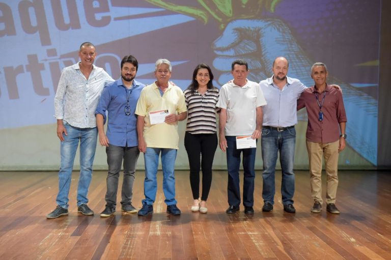 Atletas da cidade recebem o prêmio Destaque Esportivo