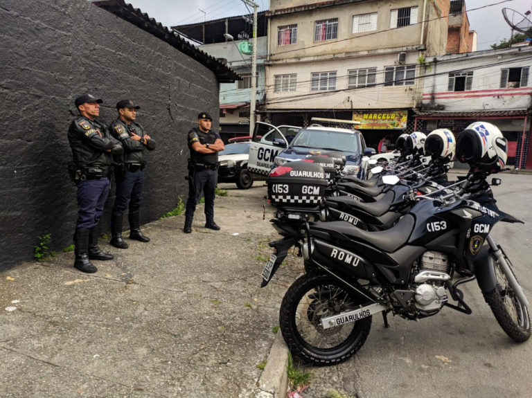 GCM apreende três adolescentes por tráfico de entorpecentes no Pimentas