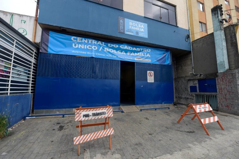 Inscritos no CadÚnico podem solicitar telefone fixo com tarifa reduzida
