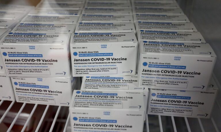 Vacina da Janssen contra a Covid é aprovada pela Anvisa para uso emergencial no Brasil