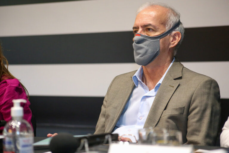 Governo propõe ação conjunta com municípios para enfrentar agravamento da pandemia