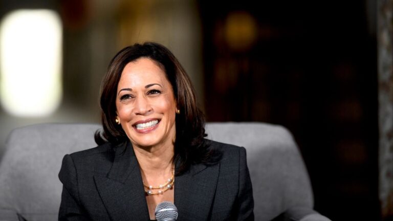 Kamala Harris faz estreia na ONU, promete lutar por mulheres, democracia