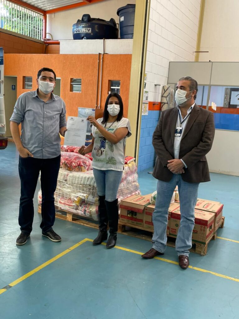 Campanha Vacinação Solidária recebeu 6,2 toneladas de alimentos na última semana