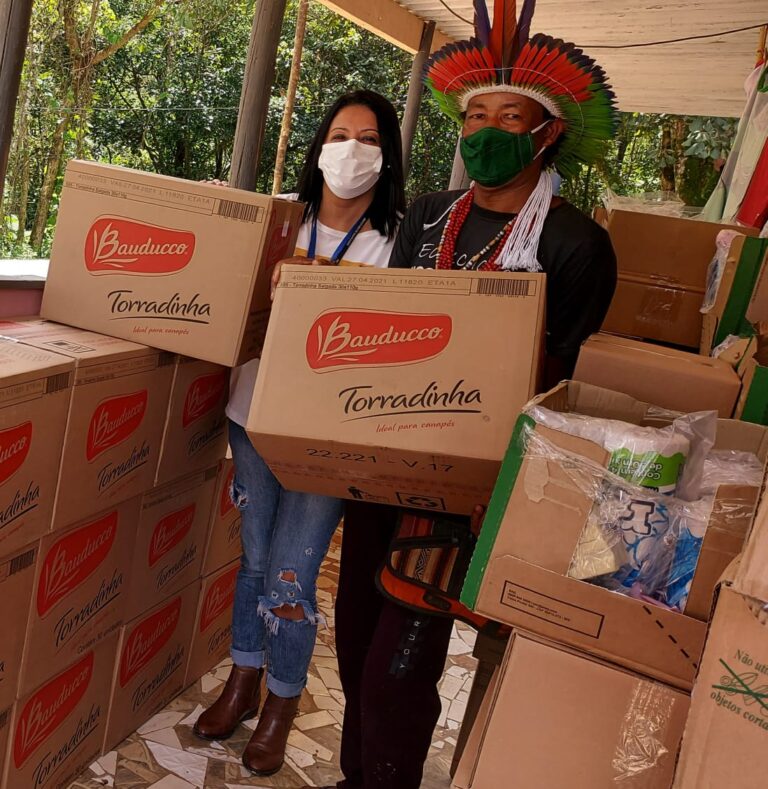 Prefeitura distribui alimentos, kits de higiene e de limpeza a indígenas