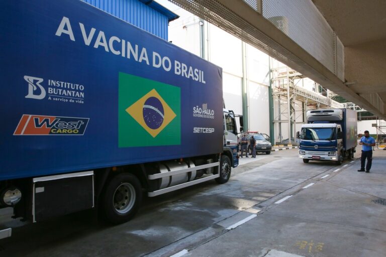 Butantan entrega mais 1 milhão de doses da CoronaVac ao Ministério da Saúde nesta segunda