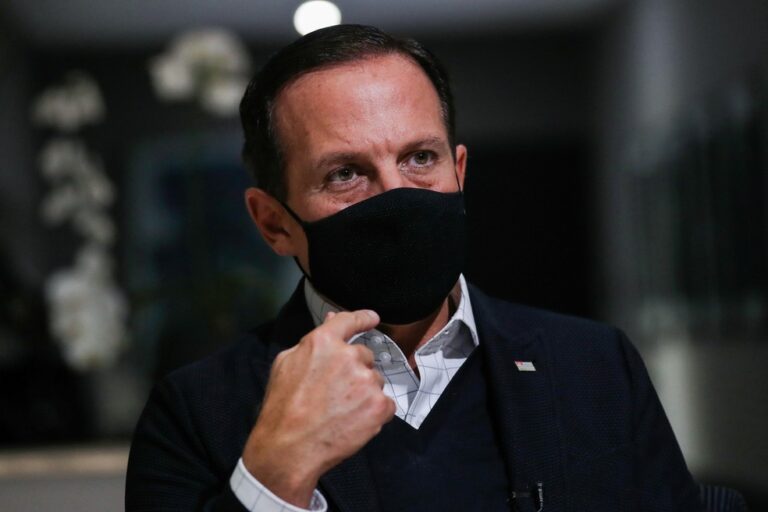 Doria diz que alunos da rede estadual de SP terão aulas de inglês desde o 1º ano a partir de janeiro de 2022
