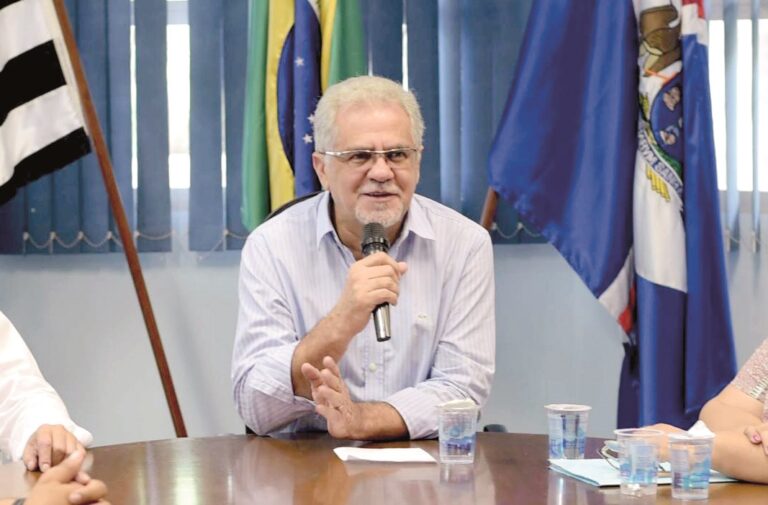Câmara rejeita contas da Prefeitura de 2016, do ex-prefeito Sebastião Almeida
