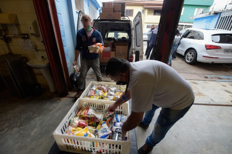 Doações para a campanha Vacinação Solidária já ultrapassam 16 toneladas