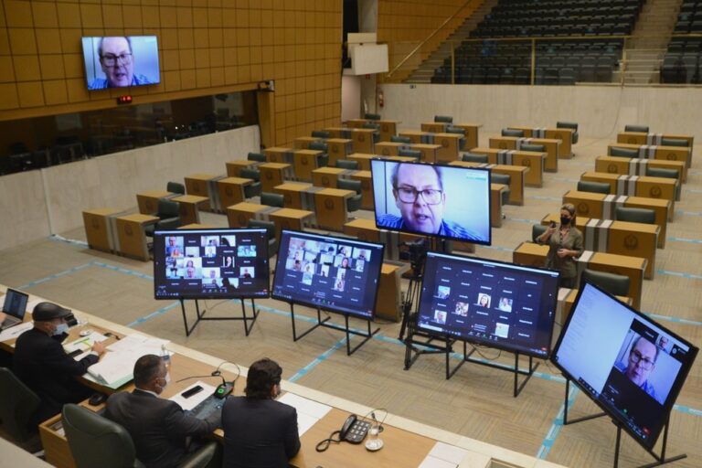 Alesp conclui votação da ‘Bolsa do Povo’ com aprovação de 8 emendas