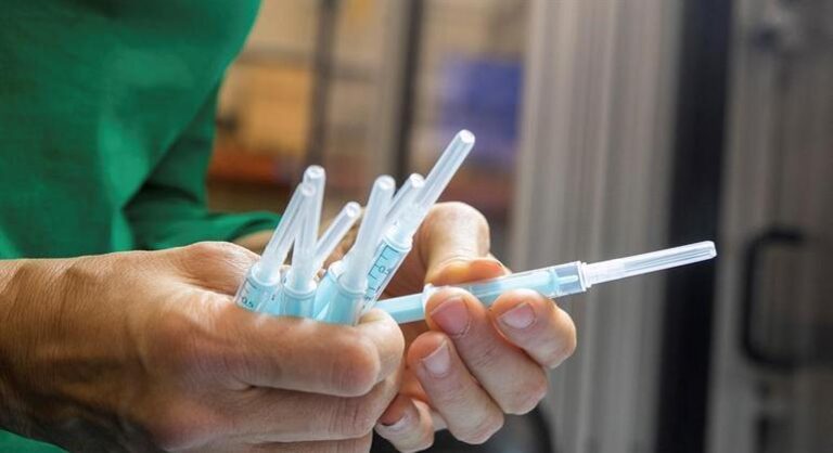 Hospital da Criança disponibiliza a 1ª dose contra a covid-19 para funcionários não imunizados