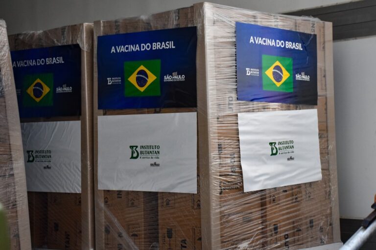 Butantan entrega 2 milhões de doses da CoronaVac ao Ministério da Saúde