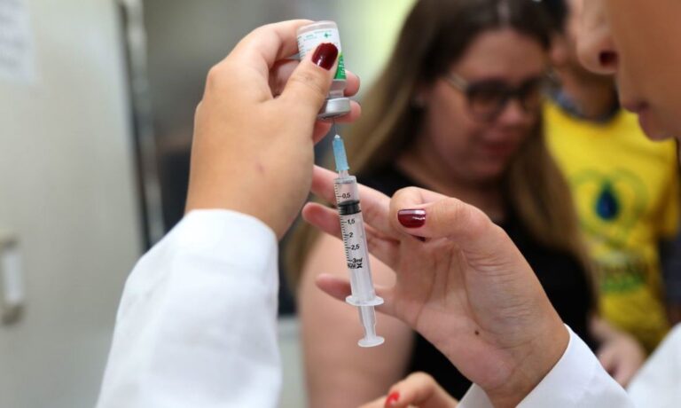 Segunda etapa de vacinação contra gripe começa amanhã