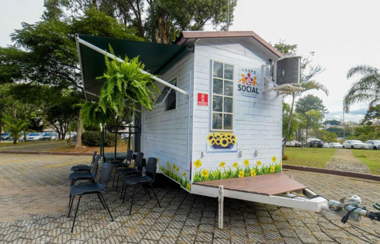 Prefeitura entrega terceira unidade do CadMóvel