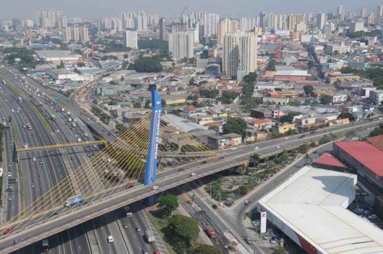 Passaporte sanitário será obrigatório em alguns estabelecimentos a partir desta quarta-feira (1)