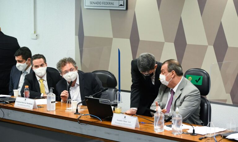 Dono da Precisa se nega a responder a perguntas na CPI da Pandemia