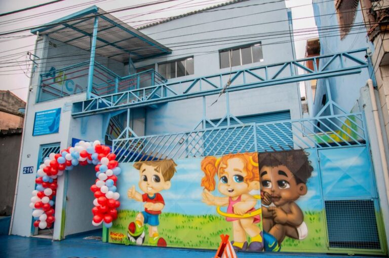 Prefeitura entrega 4 creches e oferece mais de 500 vagas em período integral