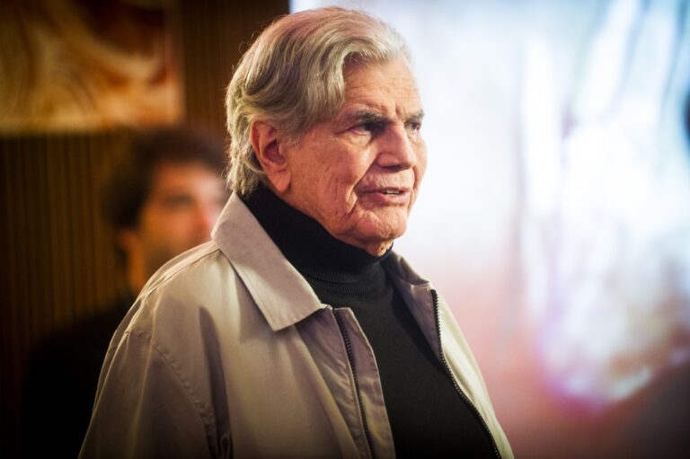 Morre em São Paulo o ator Tarcísio Meira, vítima de covid-19