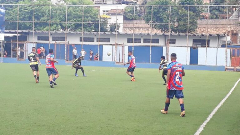 Prefeitura entrega projetos de revitalização de estádios de futebol ao Estado