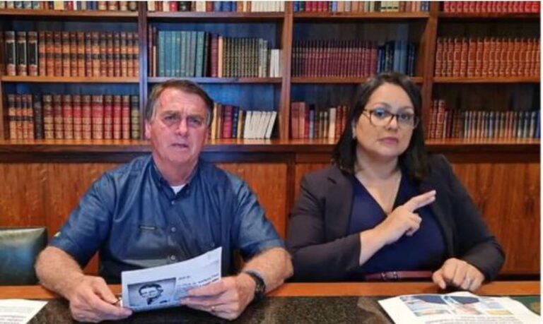Facebook remove live em que presidente associa vacina de covid à aids; Veja o trecho: