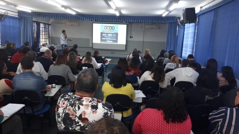 Escolas da rede municipal participam da Semana do Conhecimento de Guarulhos