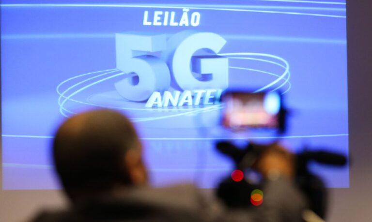 Primeiro leilão do 5G movimenta R$ 46,79 bilhões