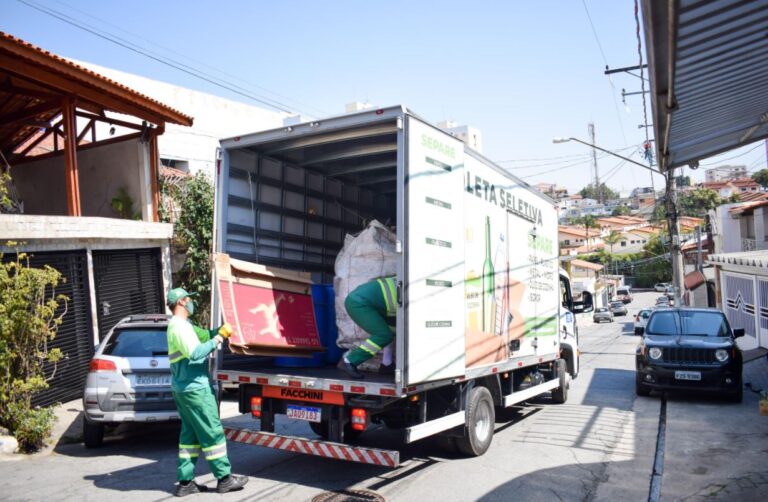 Coleta seletiva porta a porta passa a atender 50% de Guarulhos