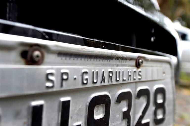Guarulhos dará desconto de até 50% no IPTU para quem transferir veículos para o município