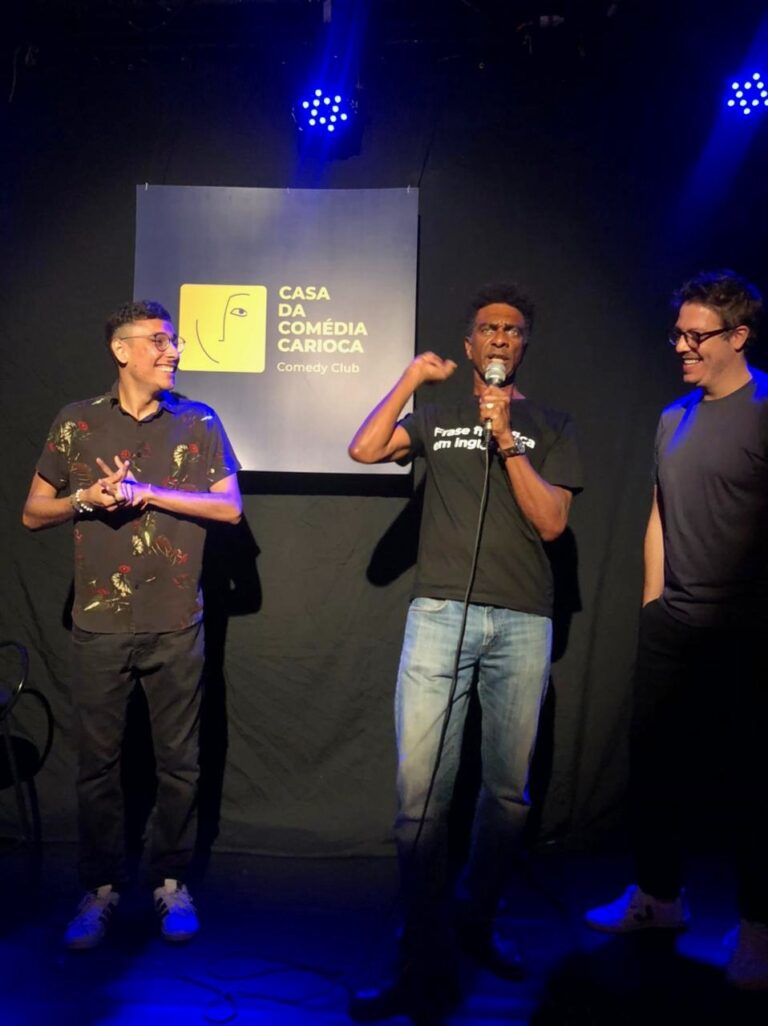 Ex-Casseta Helio de la Peña apresenta stand up em Guarulhos