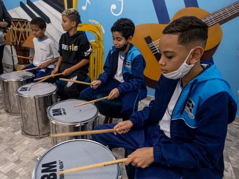 CEU Cumbica inaugura salas de games e de música