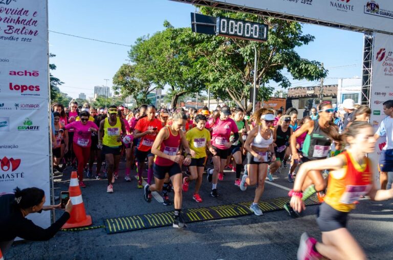 20ª Corrida e Caminhada do Batom reúne cerca de 3 mil mulheres em Guarulhos