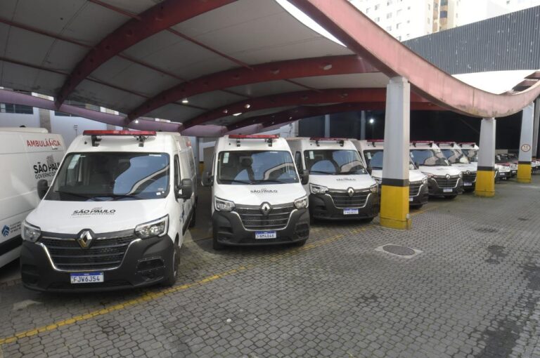 Guarulhos ganha oito ambulâncias novas de simples remoção