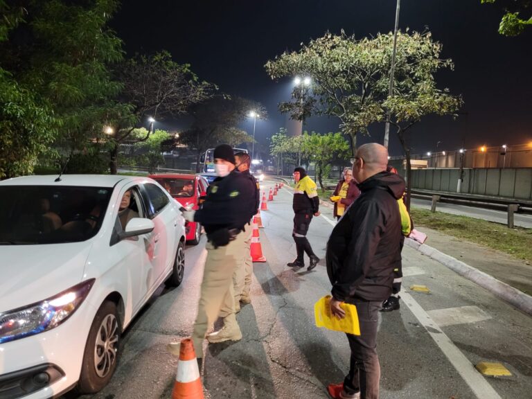Blitze integradas fiscalizam 756 condutores e apreendem quatro veículos entre sexta-feira e sábado