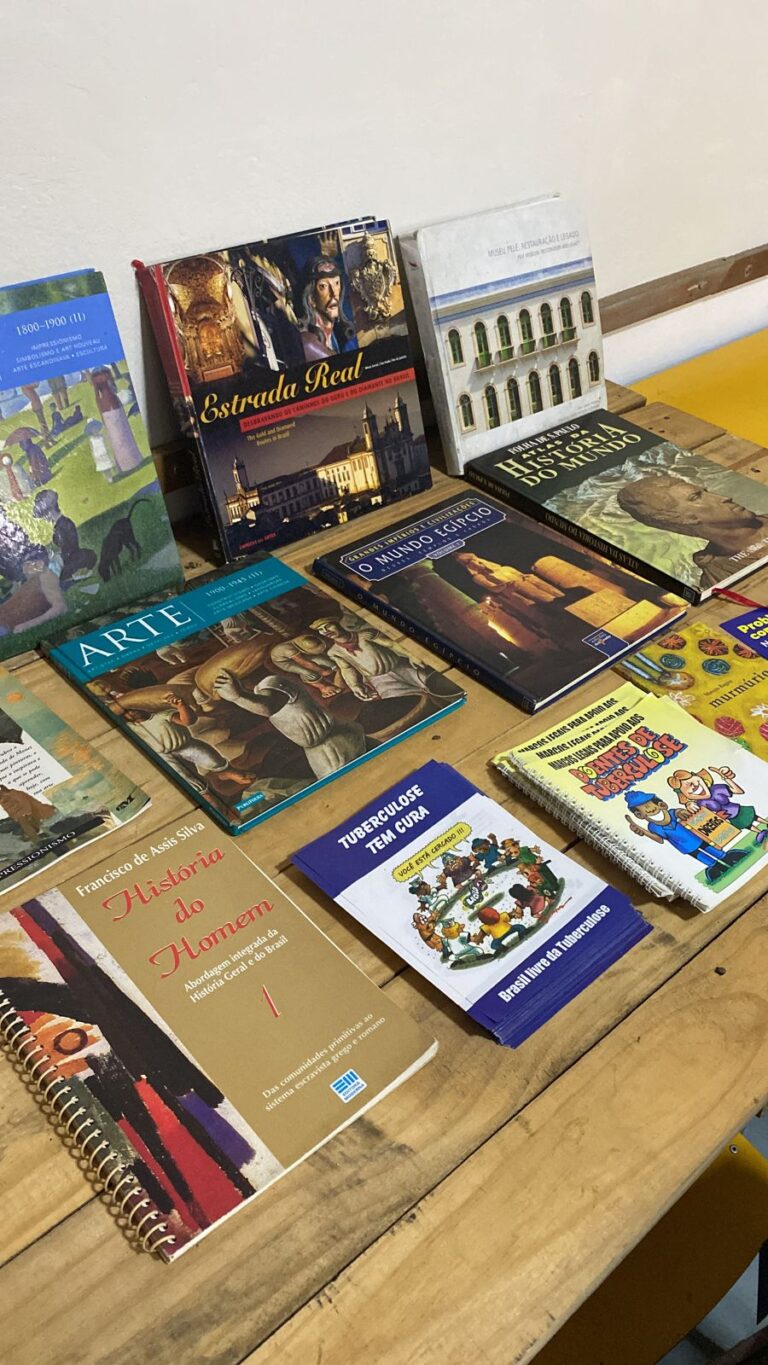 Prefeitura incentiva a leitura nos centros de acolhimento à população em situação de rua