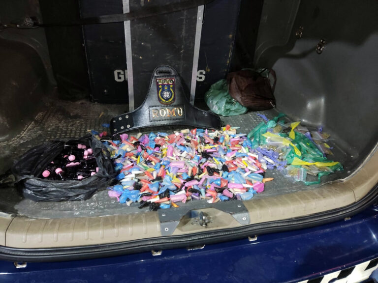 GCM apreende adolescente com 871 embalagens com drogas no Jardim Acácio
