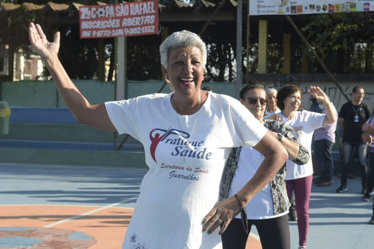 Prefeitura inaugura polo da Academia na Praça 60+ na Vila São Rafael