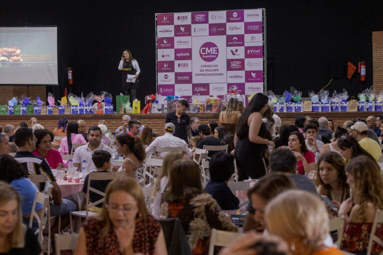 Mais de 400 pessoas comparecem à 15ª Feijoada Solidária do CME