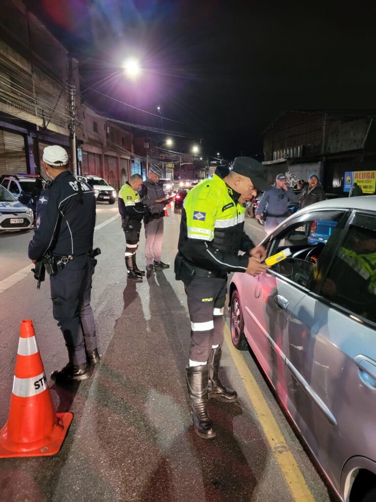 Blitz Integrada da Lei Seca aplica mais de 700 testes e apreende 38 veículos em Guarulhos