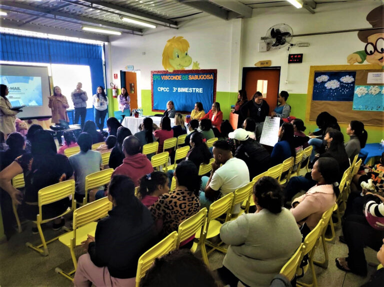 Conselho Participativo da EPG Visconde de Sabugosa discute avanços na formação dos alunos