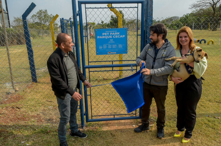 Prefeitura entrega pet park com mais de 2,1 mil m² no Parque Cecap