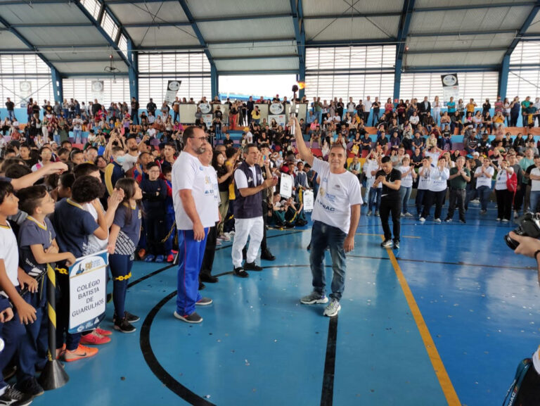 Abertura da 50ª OCG emociona e reúne alunos e professores de 100 escolas no CEU Bonsucesso