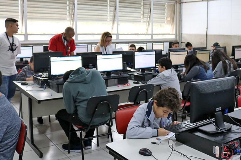 Colégio ENIAC oferece bolsas de estudos de até 100% para Fundamental, Médio, Médio Profissionalizante e Técnico