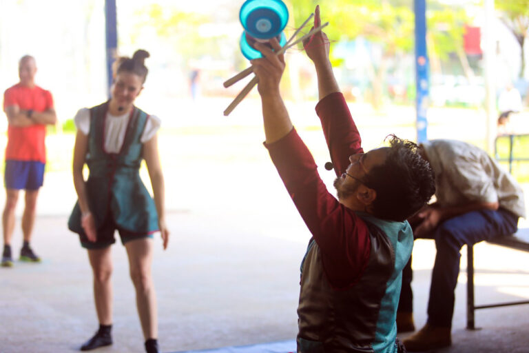 Prefeitura abre inscrições para os cursos de circo, dança e teatro da Escola Viva de Artes Cênicas