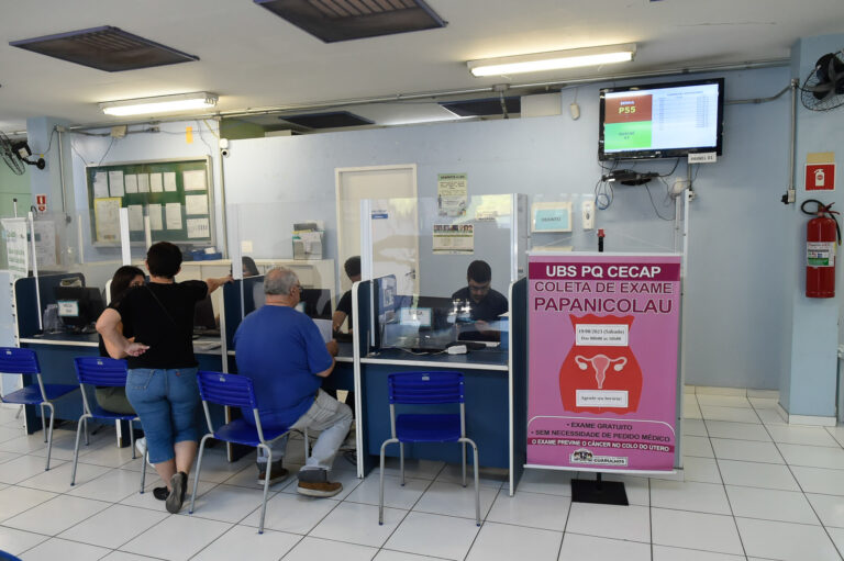 Prefeitura coleta mais de 3,6 mil exames de Papanicolau e aplica mais de 2,5 mil doses de vacina no sábado