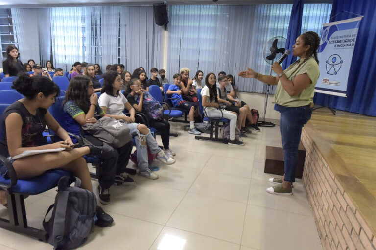 Escola do Macedo participa de projeto de acessibilidade e inclusão da Prefeitura