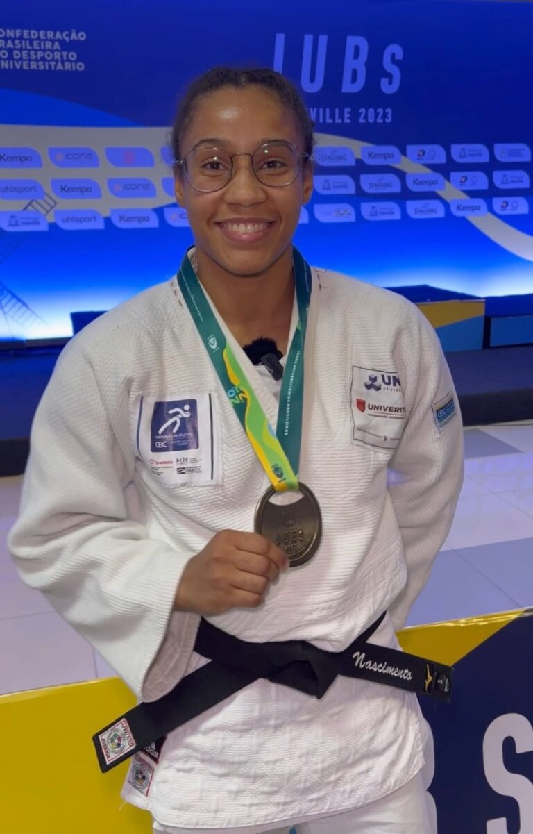 Atleta de Judô conquista ouro nos Jogos Universitários Brasileiros
