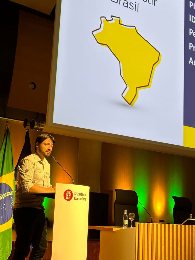 Guti apresenta o desenvolvimento inteligente de Guarulhos a empresários em Barcelona