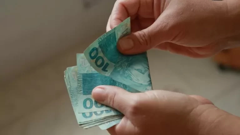 Salário mínimo 2024: qual a previsão de valor e quando começa?