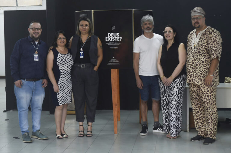 Novembro Negro traz exposição fotográfica de Chico Max sobre diversidade de crenças